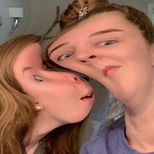 Meet your Posher, Colleen